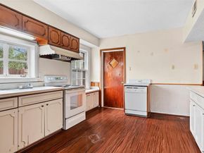 101 W Park Row Drive , Arlington Texas 76010