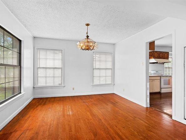 101 W Park Row Drive , Arlington Texas 76010