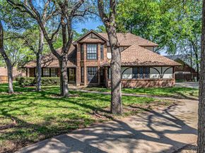 8808  Sylvan Court , Fort Worth Texas 76120