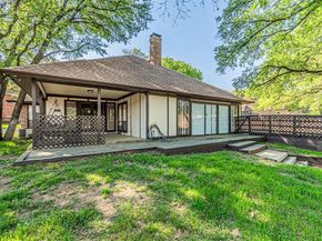 8808  Sylvan Court , Fort Worth Texas 76120