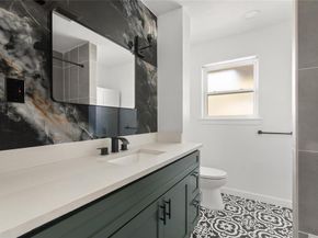 6211  Symphony Lane , Dallas Texas 75227