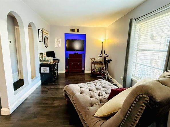 4812  Rollingwood Court , Garland Texas 75043