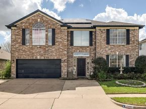 706  Gentry Drive , Arlington Texas 76018