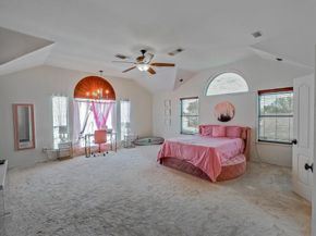 706  Gentry Drive , Arlington Texas 76018