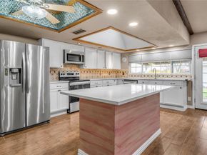 1813  Dodge Trail , Grand Prairie Texas 75052