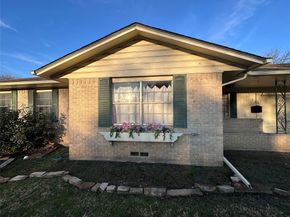 329 N Brighton Avenue , Dallas Texas 75208