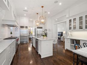 7040  Gaston Avenue , Dallas Texas 75214