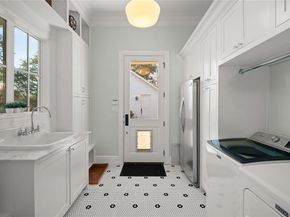 7040  Gaston Avenue , Dallas Texas 75214