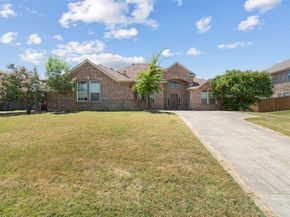 1030  Estates Drive , Kennedale Texas 76060