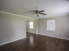 1109  Edgefield Drive , Garland Texas 75040