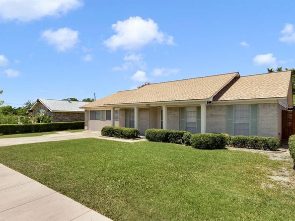 2103  Bordeaux Drive , Carrollton Texas 75007