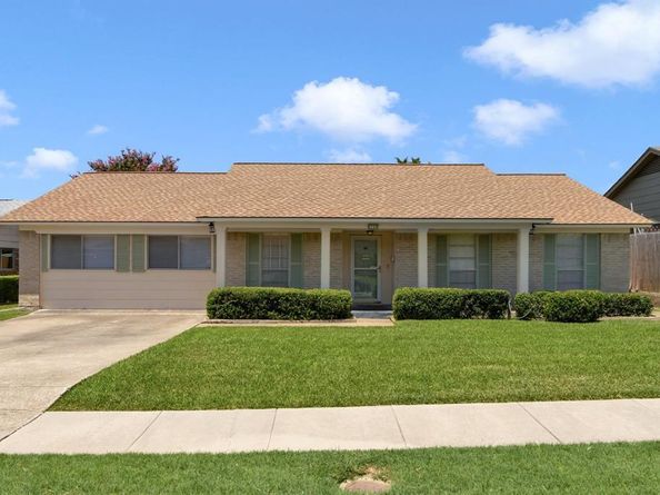 2103  Bordeaux Drive , Carrollton Texas 75007