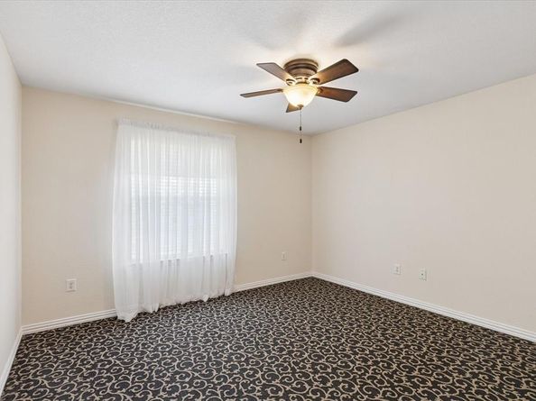 1869  Vintage Court , Corinth Texas 76210