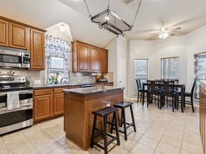301  Hudson Falls Drive , Arlington Texas 76002