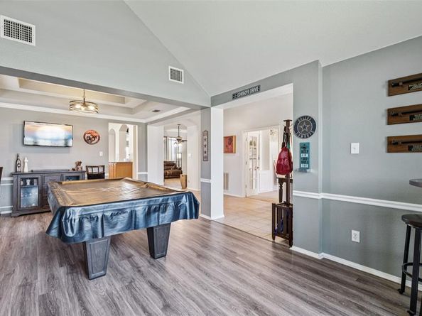 301  Hudson Falls Drive , Arlington Texas 76002