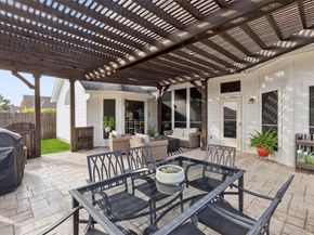 301  Hudson Falls Drive , Arlington Texas 76002