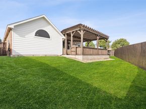 301  Hudson Falls Drive , Arlington Texas 76002