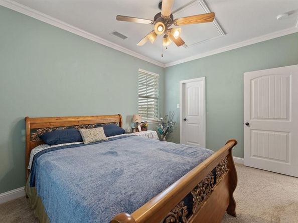 1424  Live Oak Lane , Savannah Texas 76227