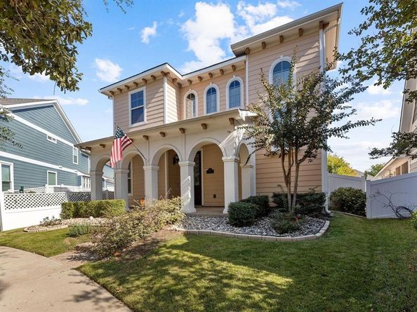 1424  Live Oak Lane , Savannah Texas 76227