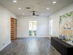 1014  Lucille Street , Irving Texas 75060