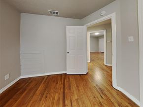 2624  Meaders Avenue , Fort Worth Texas 76112