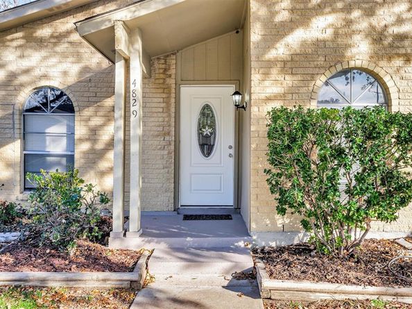 4829  ASH GLEN Lane , The Colony Texas 75056