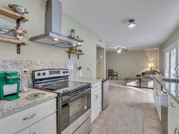4829  ASH GLEN Lane , The Colony Texas 75056