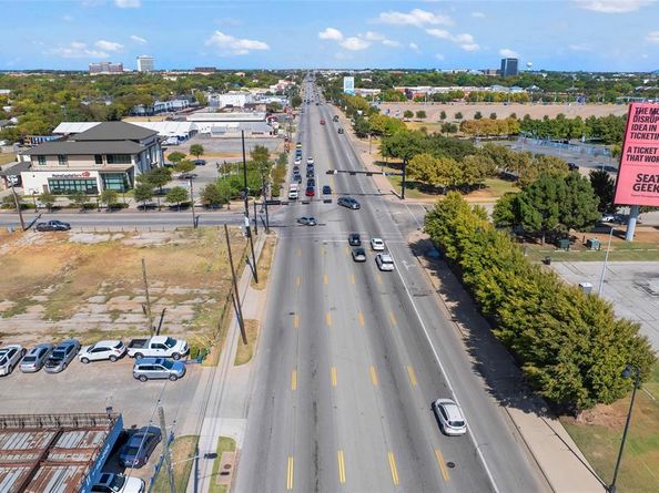 706 E Rogers Street , Arlington Texas 76011