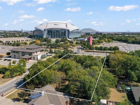 706 E Rogers Street , Arlington Texas 76011
