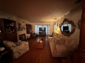 7805  Wanebe Drive , Dallas Texas 75235