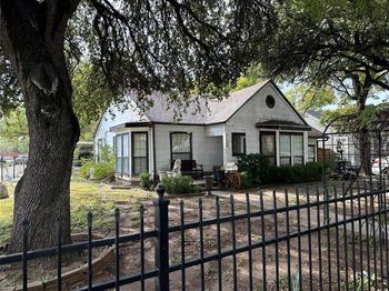 7805  Wanebe Drive 