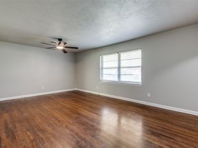 3843  Holliday Road , Dallas Texas 75224