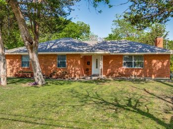 3843  Holliday Road 