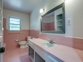 3843  Holliday Road , Dallas Texas 75224
