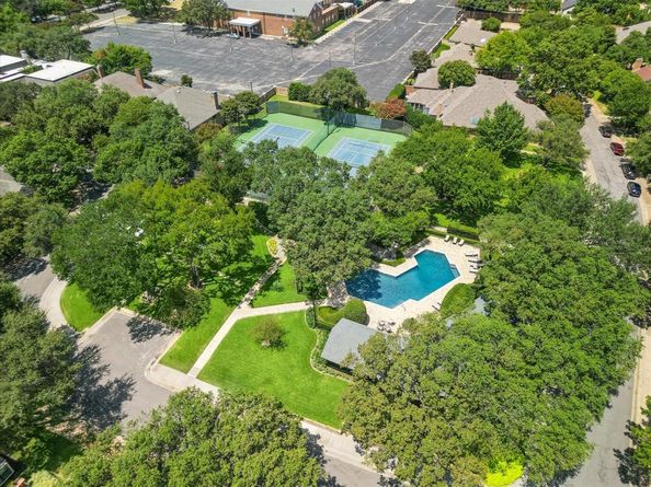 6014  Shetland Drive , Dallas Texas 75230