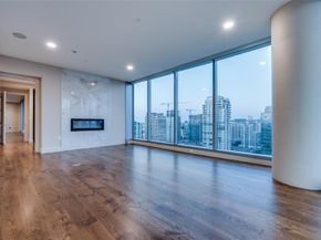3130 N Harwood Street  2401, Dallas Texas 75201