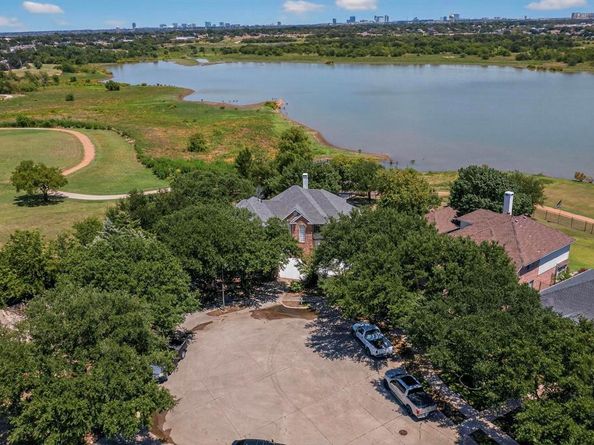 4049  Heron Cove Lane , The Colony Texas 75056