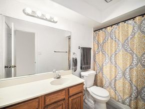 4017  Cherryhill Court , Arlington Texas 76016