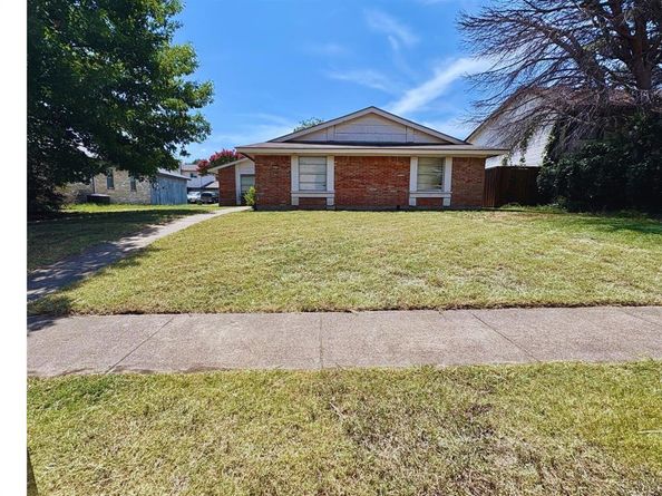 3438  Castle Rock Lane , Garland Texas 75044