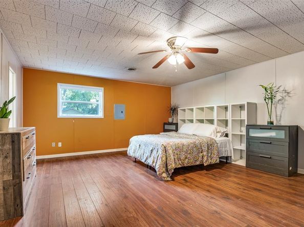 1001  Crestview Drive , Cedar Hill Texas 75104