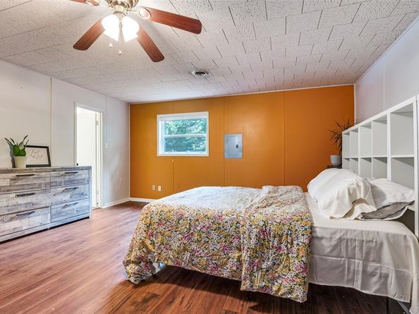 1001  Crestview Drive , Cedar Hill Texas 75104