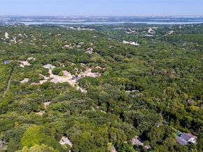 1001  Crestview Drive , Cedar Hill Texas 75104
