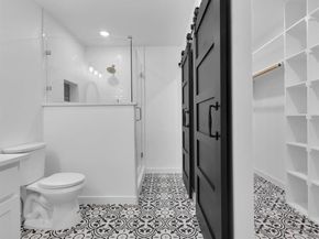 1028  Comal Street , Dallas Texas 75203