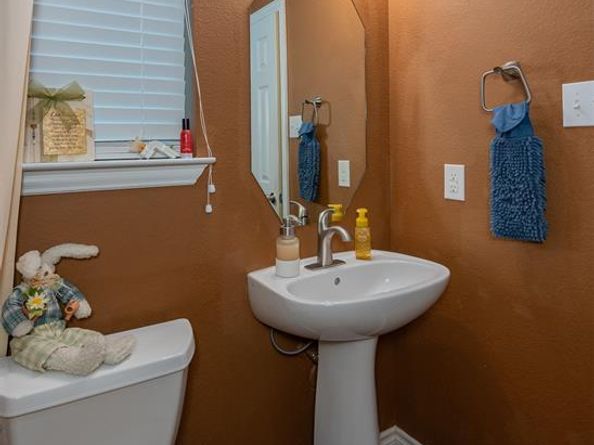 1621  Jasmine Trail , Savannah Texas 76227
