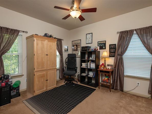 1621  Jasmine Trail , Savannah Texas 76227