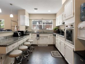 521  Brookview Drive , Hurst Texas 76054