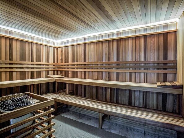 3130 N Harwood Street  1804, Dallas Texas 75201