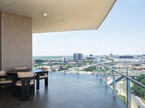 3130 N Harwood Street  1804, Dallas Texas 75201