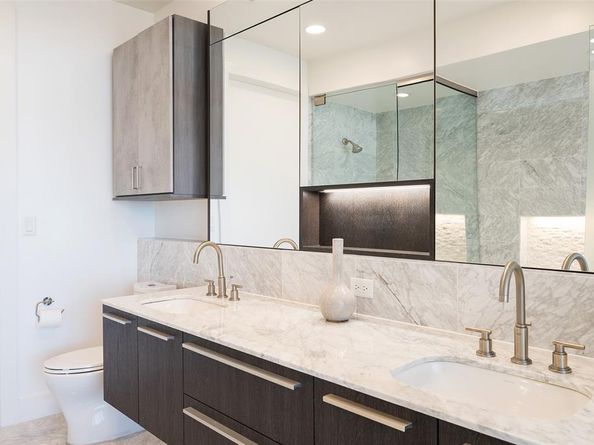 3130 N Harwood Street  1804, Dallas Texas 75201