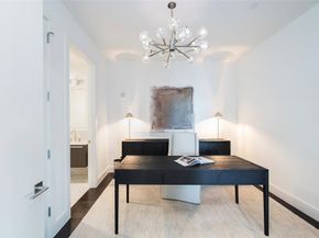 3130 N Harwood Street  1804, Dallas Texas 75201